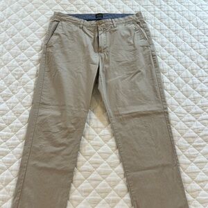 J. Crew Lightweight Khaki Chinos 34/30 Urban Slim